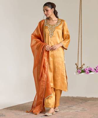 Orange embroidered tissue kurta set 5