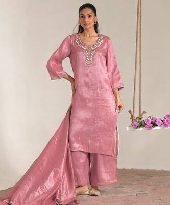 Rose pink embroidered tissue kurta set 1