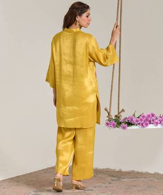 Yellow embroidered tissue kurta set 3