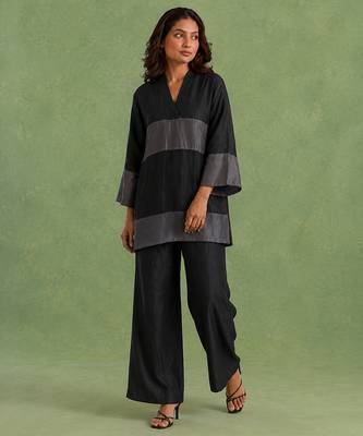 Black chanderi tissue top 2