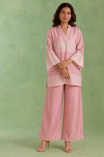 Pink chanderi tissue top