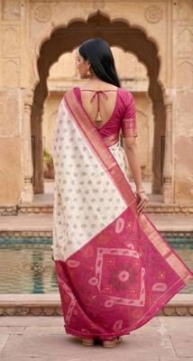 White color pochampally silk blend ikkat design zari border sarees 4