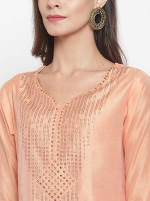 Women Peach-Coloured & Off-White Yoke Design Kurta with Palazzos 2