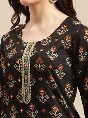 Women Black Ethnic Motifs Printed Patchwork Pure Cotton Kurta with Trousers 2