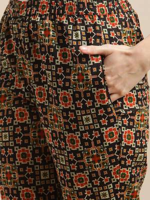 Women Black Ethnic Motifs Printed Patchwork Pure Cotton Kurta with Trousers 3