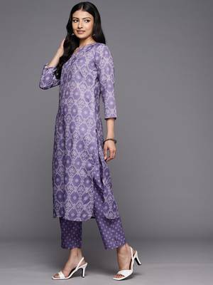 Bandhani Printed Kurta With Trousers 4