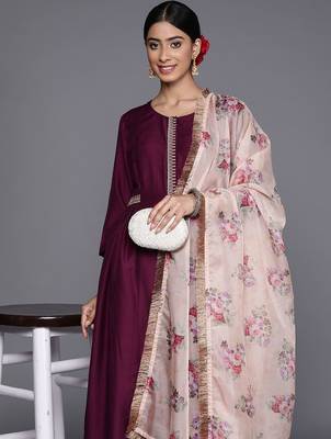 Ethnic Motifs Zari Embroidered Regular Kurta With Trousers & Dupatta 1