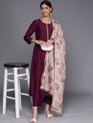 Ethnic Motifs Zari Embroidered Regular Kurta With Trousers & Dupatta 7