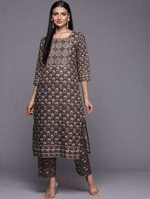 Women Coffee Brown Ethnic Motifs Printed Winter Kurta with Trousers 1