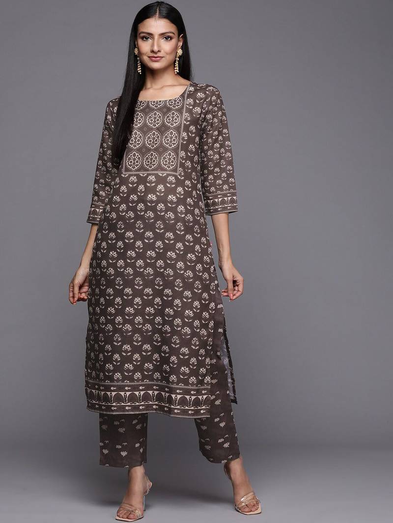 Women Coffee Brown Ethnic Motifs Printed Winter Kurta with Trousers