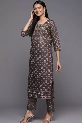 Women Coffee Brown Ethnic Motifs Printed Winter Kurta with Trousers
