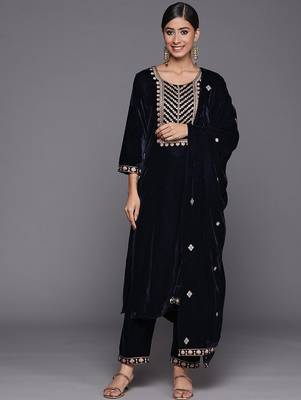 Women Winter Velvet Embroidered Kurta with Trousers & With Dupatta 1