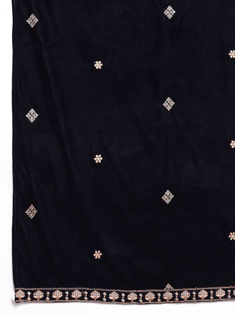 Women Winter Velvet Embroidered Kurta with Trousers & With Dupatta