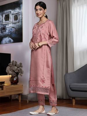 Women Floral Embroidered Mirror Work Kurta With Trousers & Dupatta 6
