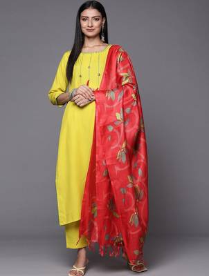 Women Lime Green Yoke Design Thread Work Kurta with Trousers & Dupatta 5