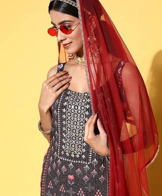 Women Black Floral Printed Beads and Stones Kurta with Sharara & With Dupatta 2