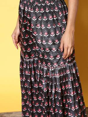 Women Black Floral Printed Beads and Stones Kurta with Sharara & With Dupatta 7