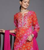 Women Pink Bandhani Printed Gotta Patti Pure Cotton Kurta with Trousers & With Dupatta