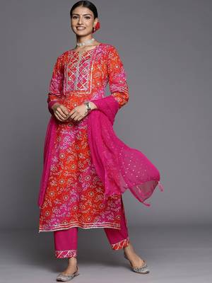 Women Pink Bandhani Printed Gotta Patti Pure Cotton Kurta with Trousers & With Dupatta 5
