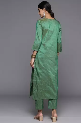 Women Ethnic Motifs Embroidered Regular Kurta with Trousers