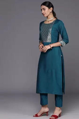 Ethnic Motifs Yoke Design Gotta Patti Kurta with Trousers & Dupatta