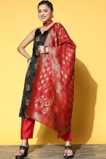 Ethnic Motifs Woven Design Kurta With Trousers & Dupatta