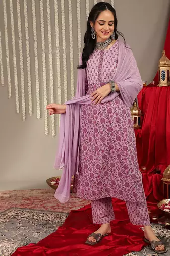 Floral Printed Regular Gotta Patti Pure Cotton Kurta With Trousers & Dupatta