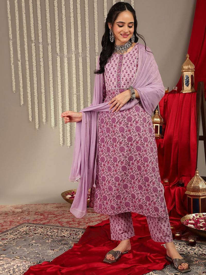 Floral Printed Regular Gotta Patti Pure Cotton Kurta With Trousers & Dupatta