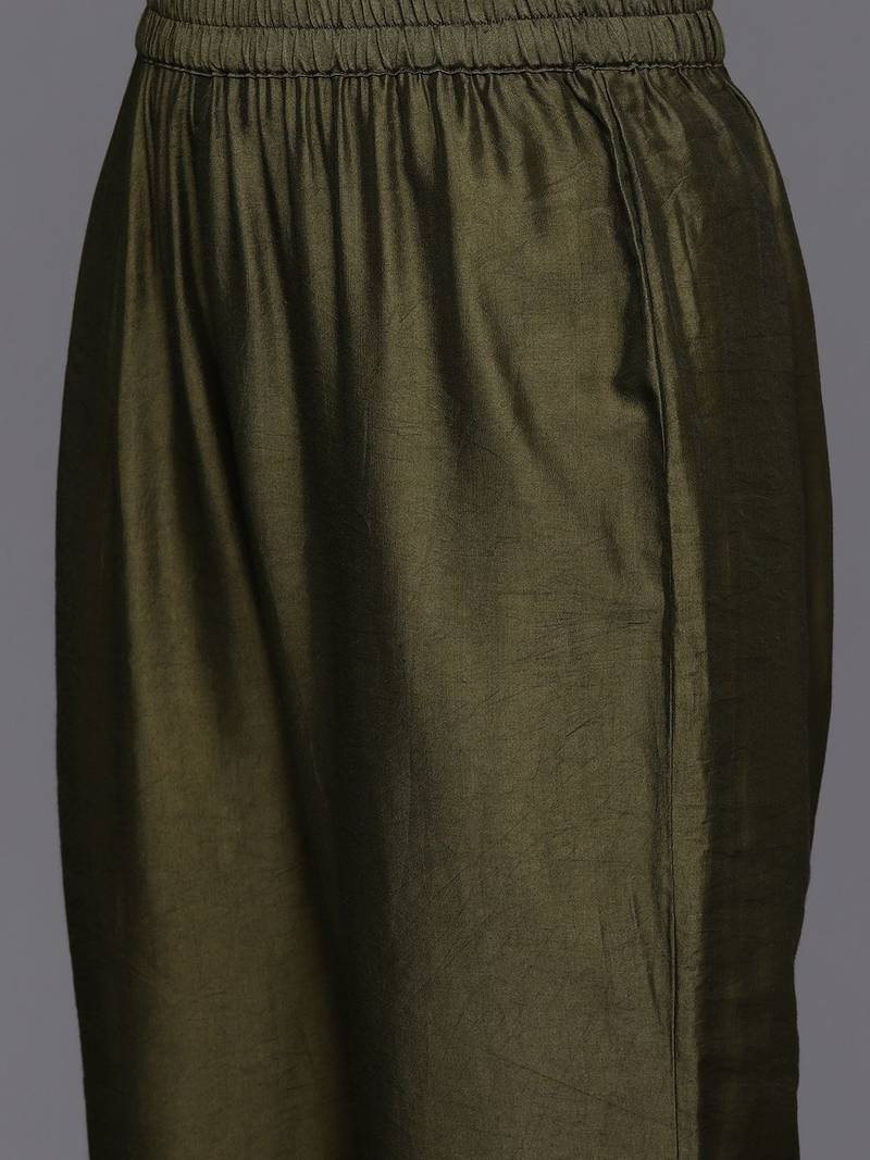 Women Ethnic Motifs Printed Chanderi Silk Kurta with Trousers & With Dupatta