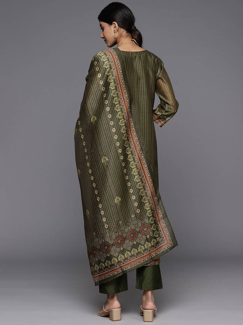 Women Ethnic Motifs Printed Chanderi Silk Kurta with Trousers & With Dupatta