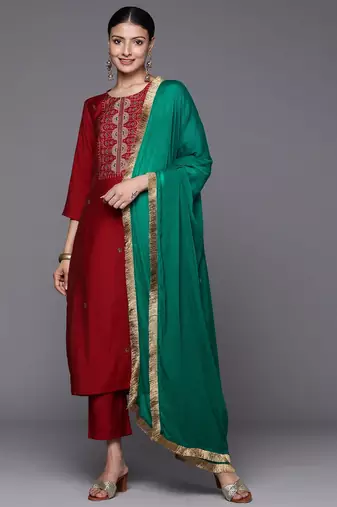 Women Ethnic Motifs Embroidered Thread Work Kurta with Trousers & With Dupatta