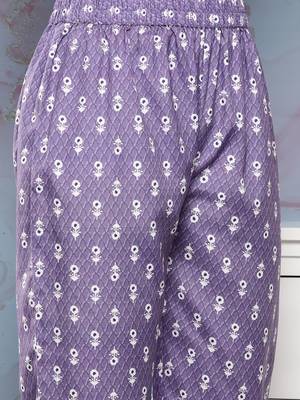 Women Lavender Ethnic Motifs Printed Kurta with Trousers 6