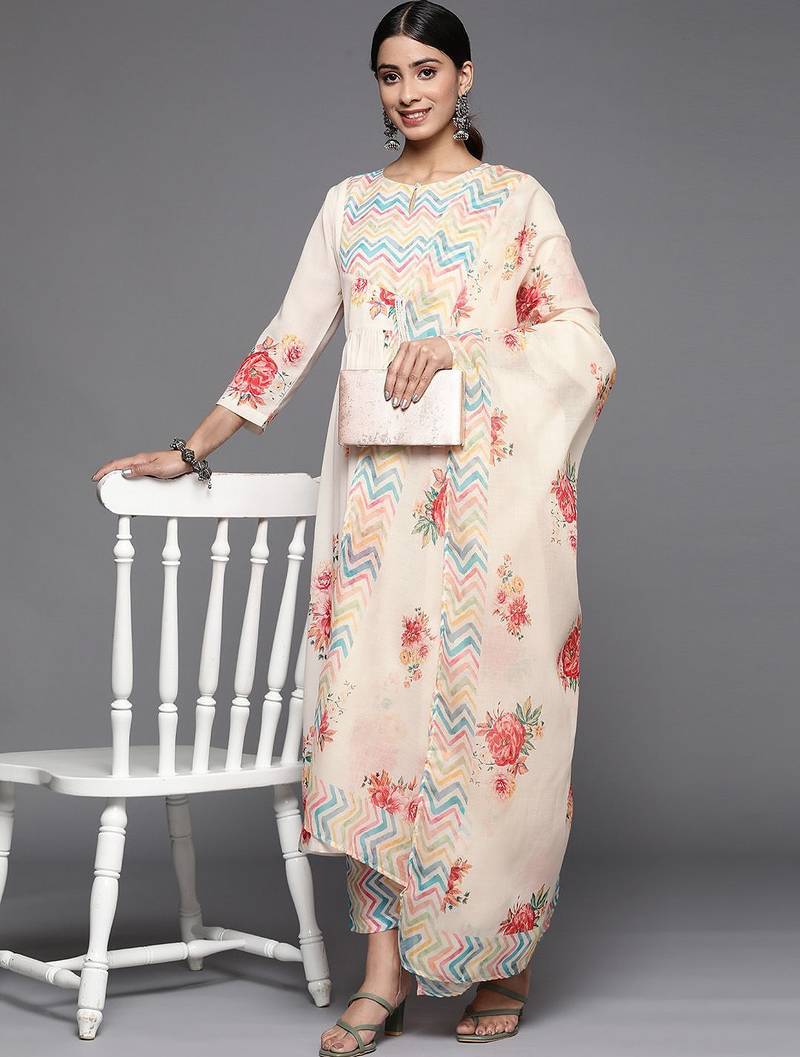 Women Floral Printed Keyhole Neck Empire Kurta Set