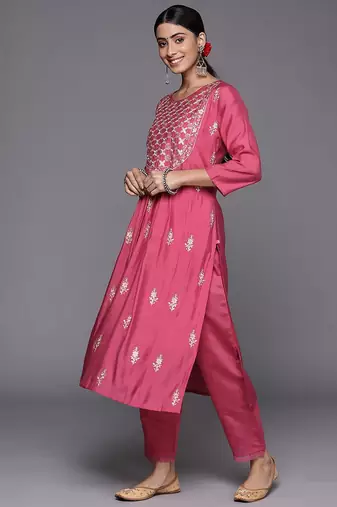 Women Pink Ethnic Motifs Embroidered Thread Work Kurta with Trousers & With Dupatta