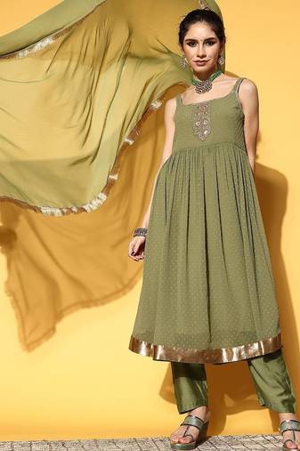 Women Textured Poly Georgette Spaghetti Straps Kurta Set