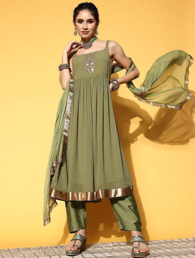Women Textured Poly Georgette Spaghetti Straps Kurta Set