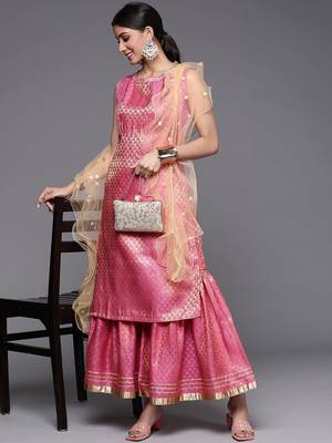 Women Peach-Coloured & Beige Floral Sequinned Kurta with Sharara & With Dupatta 1