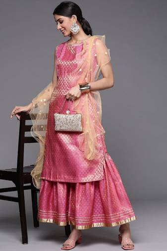 Women Peach-Coloured & Beige Floral Sequinned Kurta with Sharara & With Dupatta