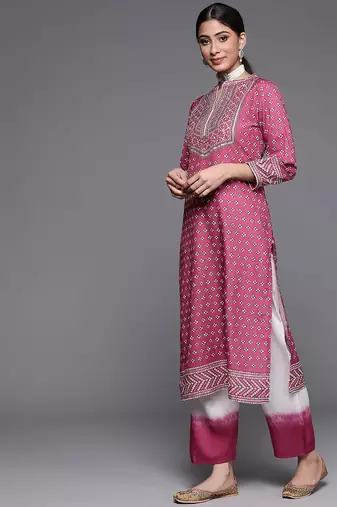 Women Magenta Bandhani Printed Kurta with Trousers