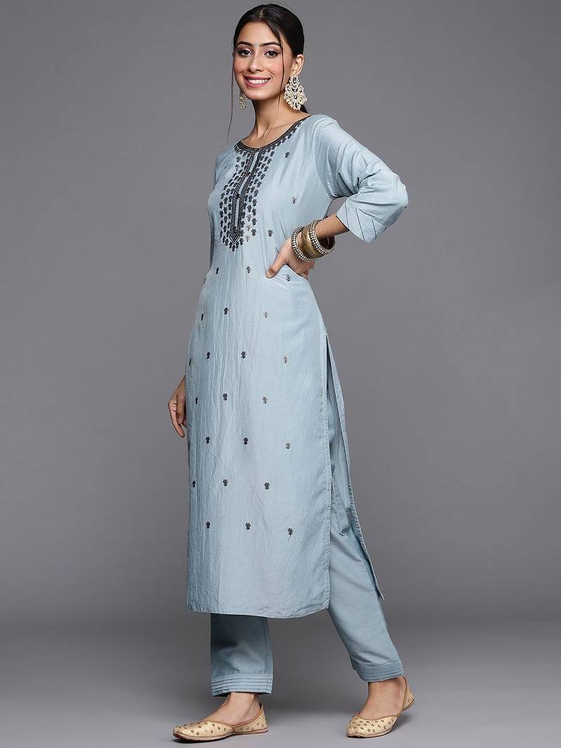 Women Blue & Silver Floral Sequined Straight Kurta Trousers & Ombre Dyed Dupatta