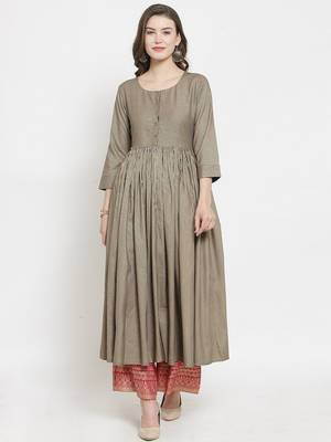Women Gold Striped Pleated Kurta with Palazzos 1
