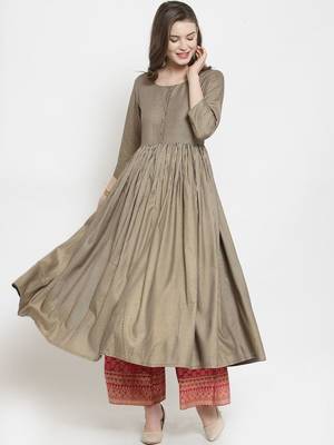 Women Gold Striped Pleated Kurta with Palazzos 7