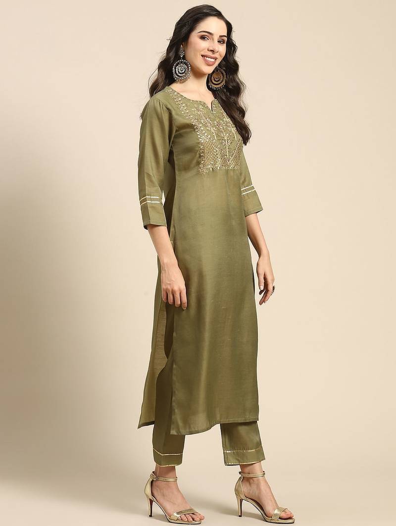 Women Olive Green & Golden Embroidered Kurta with Trousers & Dupatta