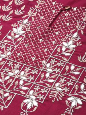 Women Magenta & Golden Yoke Design Kurta with Trousers 2