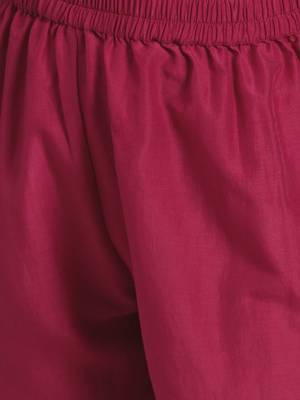 Women Magenta & Golden Yoke Design Kurta with Trousers 3