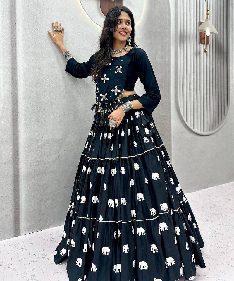 Black Heavy Hand Work with kodi work with hand latkan Cotton Navratri Lahenga Choli