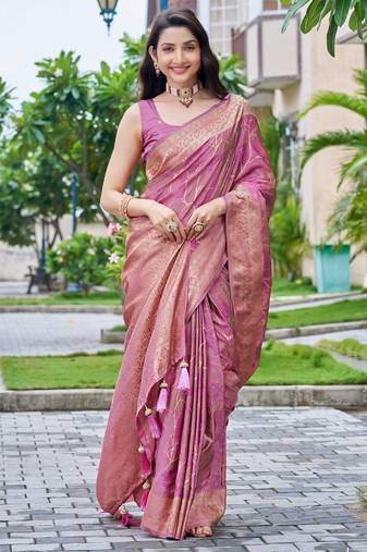 baby pink silk blend jacquard woven saree with zari border and unstitch blouse piece