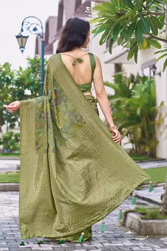 green silk blend jacquard woven saree with zari border and unstitch blouse piece