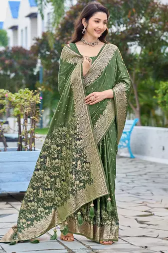 green silk blend jacquard woven saree with zari border and unstitch blouse piece