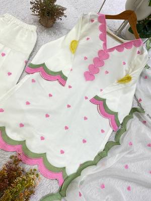 white color embroidery work border chanderi salwar suit 5